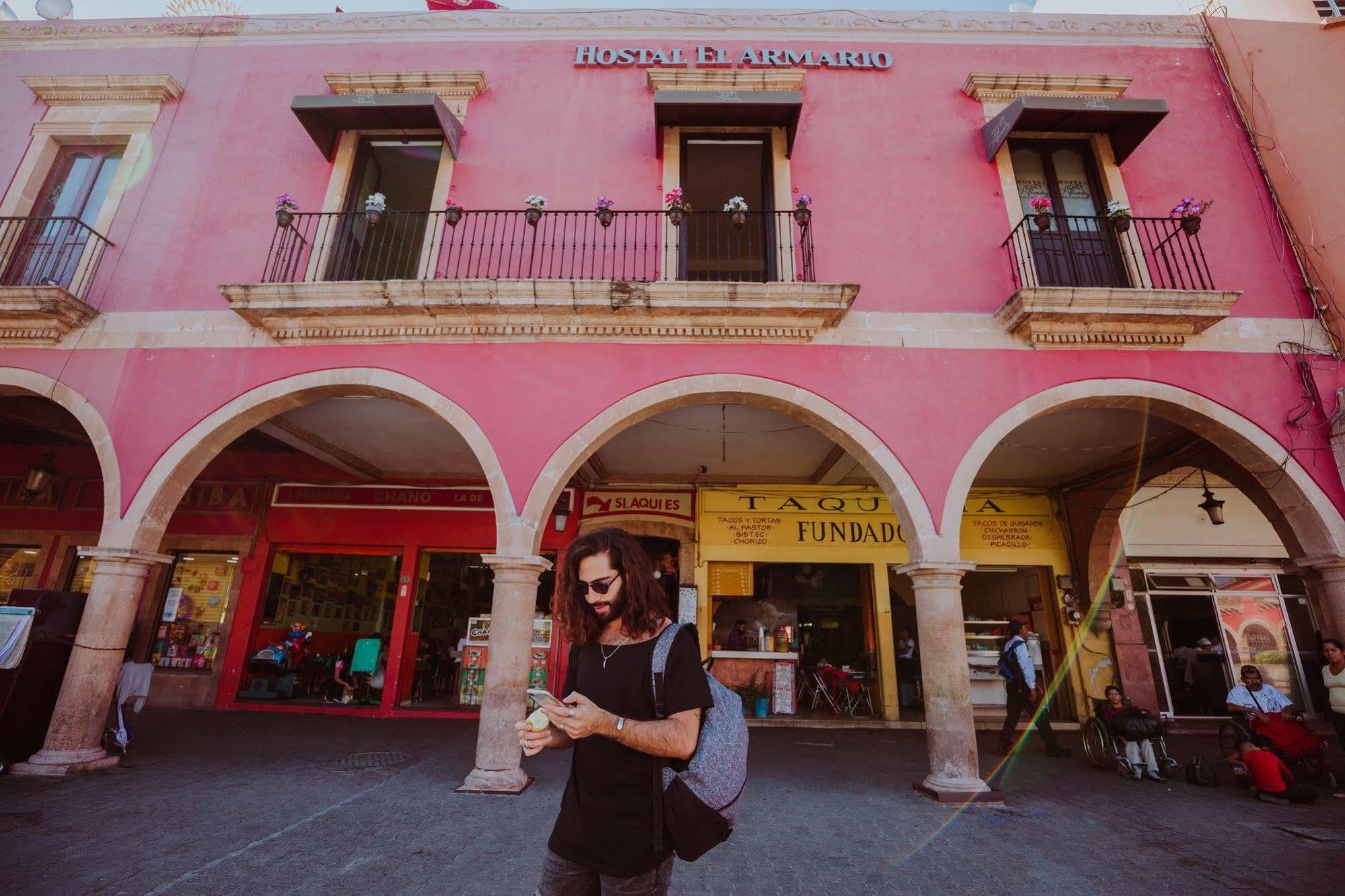 Hostal El Armario Leon Exterior photo